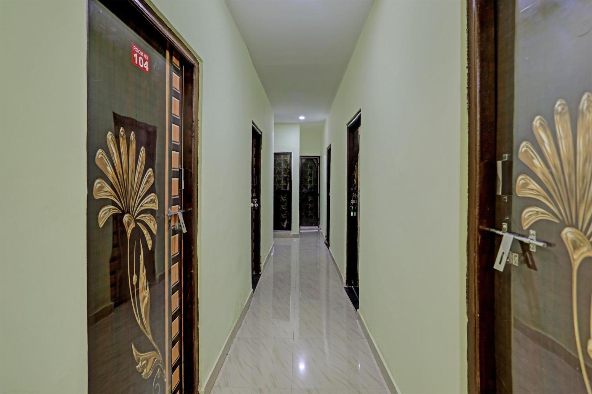 Spot On Hotel Leo Star Chandrapur Экстерьер фото