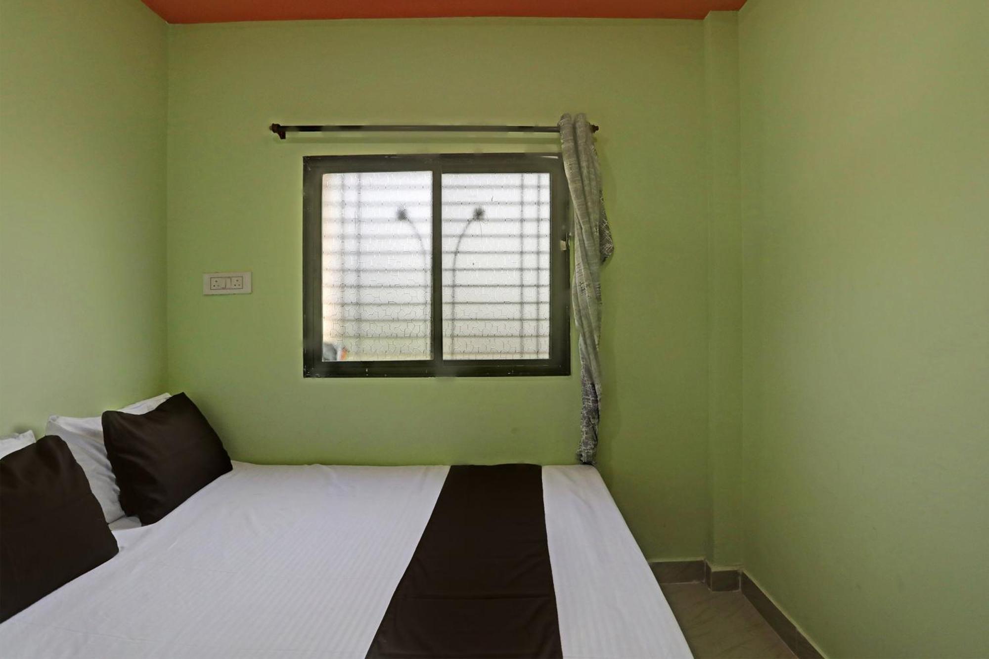 Spot On Hotel Leo Star Chandrapur Экстерьер фото
